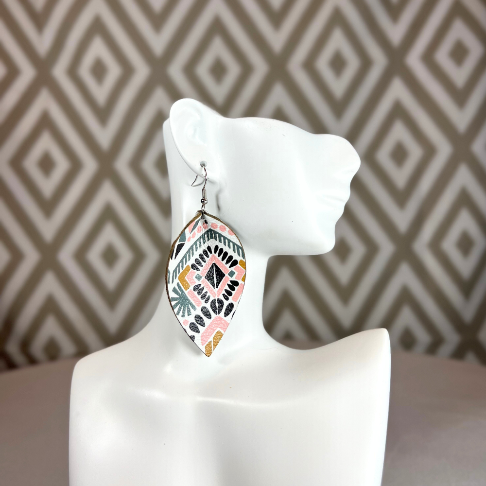 Tribal Leather Earrings - Descendencia Latina