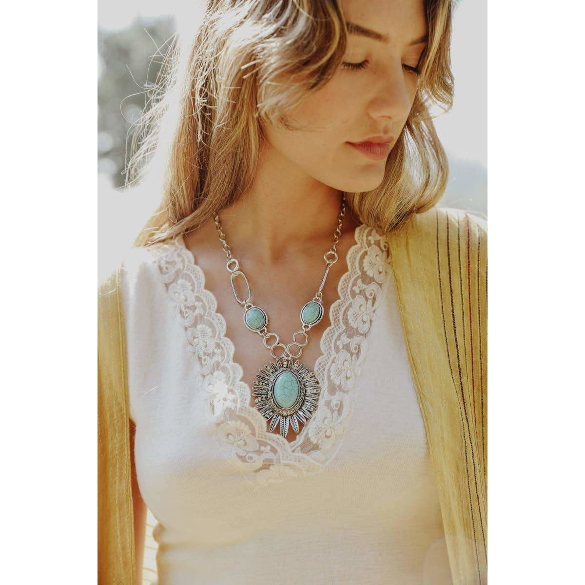 Turquoise Sunflower Chain Necklace - Descendencia Latina