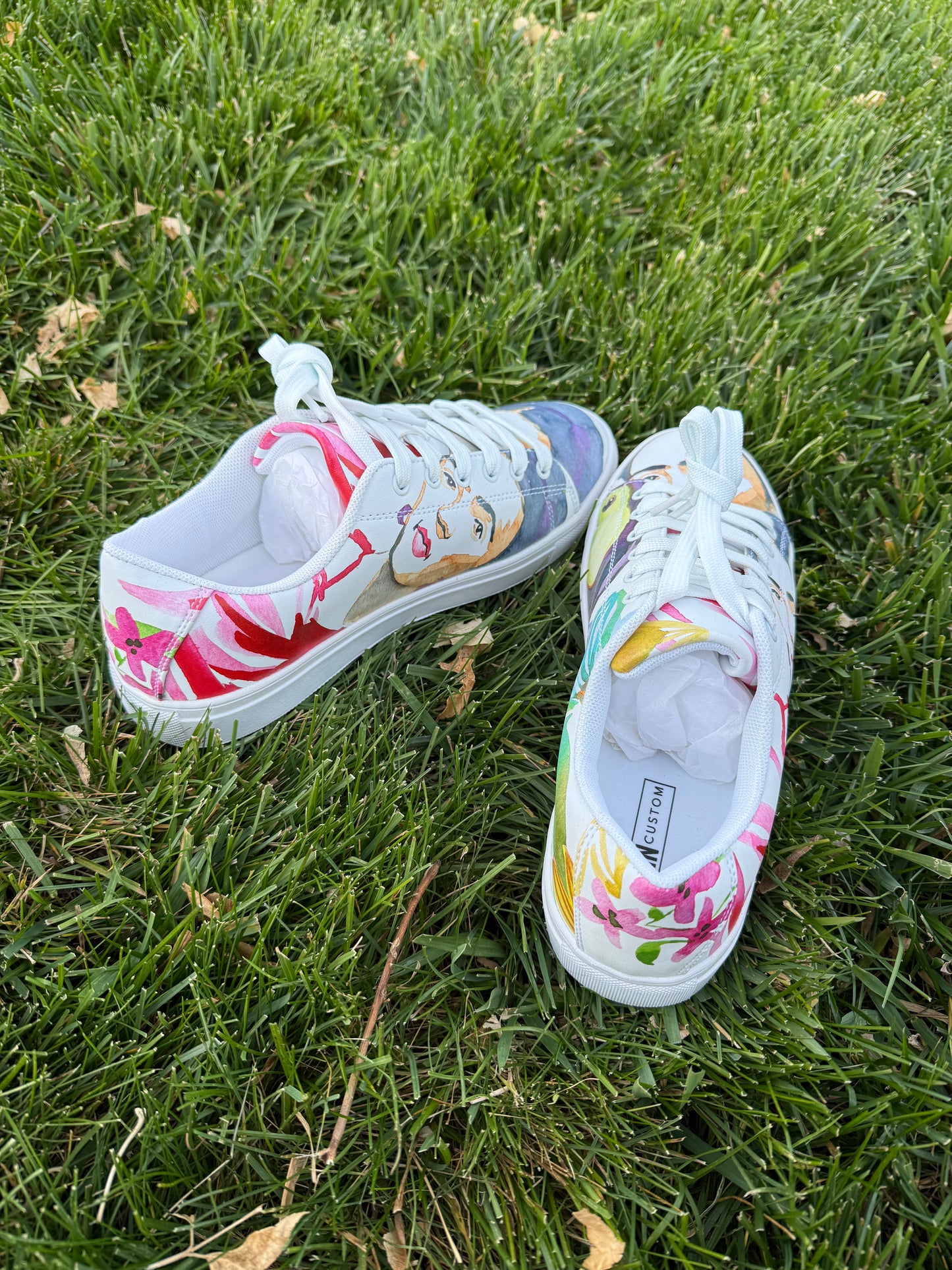Frida Watercolor Portrait Printed Sneakers Women's Size 7.5