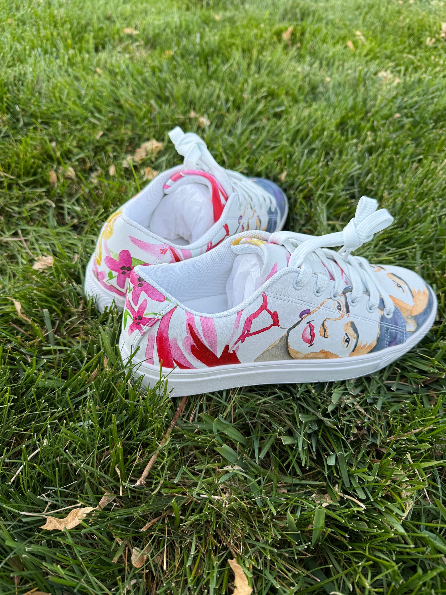 Frida Watercolor Portrait Printed Sneakers Women's Size 7.5