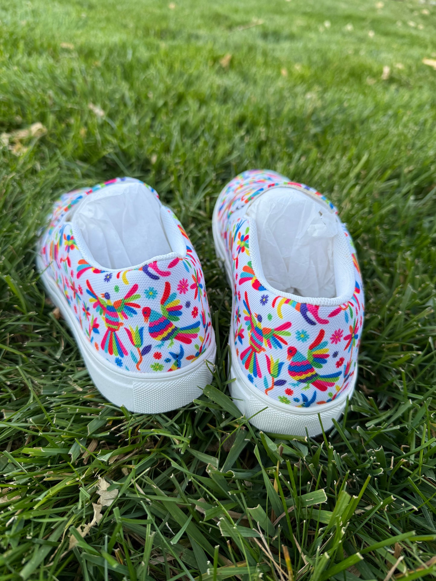 Otomi Women's Slip-On Canvas Shoes Women's Size 7