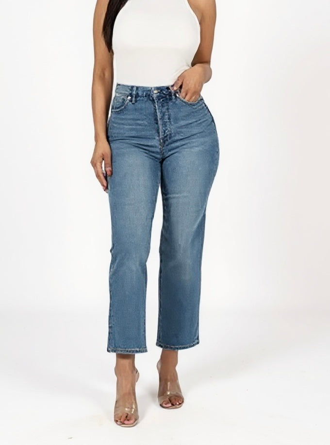 Boom Boom Jeans Los Angeles Light Wash Straight Leg Cropped Mom Jeans (Model SH22582z)