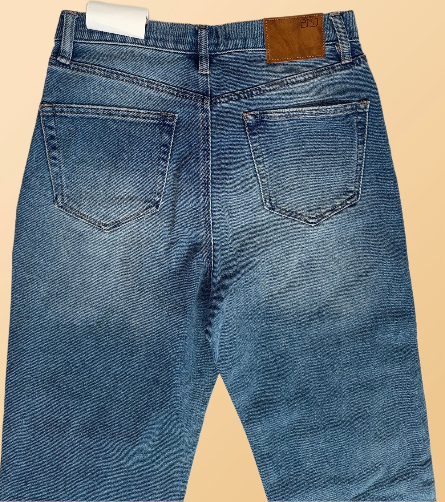 Boom Boom Jeans Los Angeles Light Wash Straight Leg Cropped Mom Jeans (Model SH22582z)